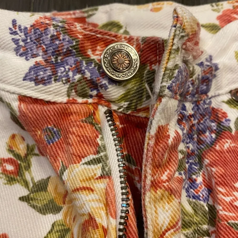 Vtg 90’s Floral Size 5 (24) Michael G High Waist Mom Jean Shorts - Picture 2 of 7